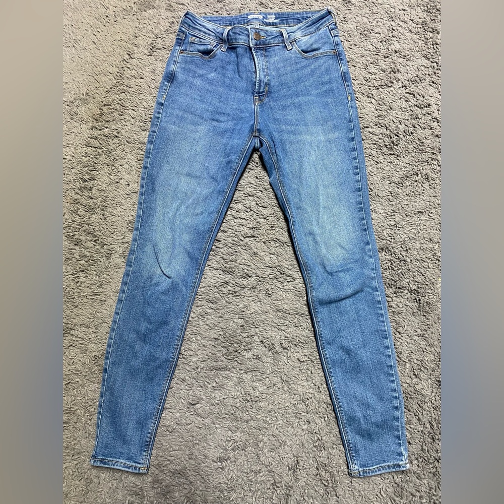 Old Navy Rockstar Super Skinny Secret Slim Pocket Jeans